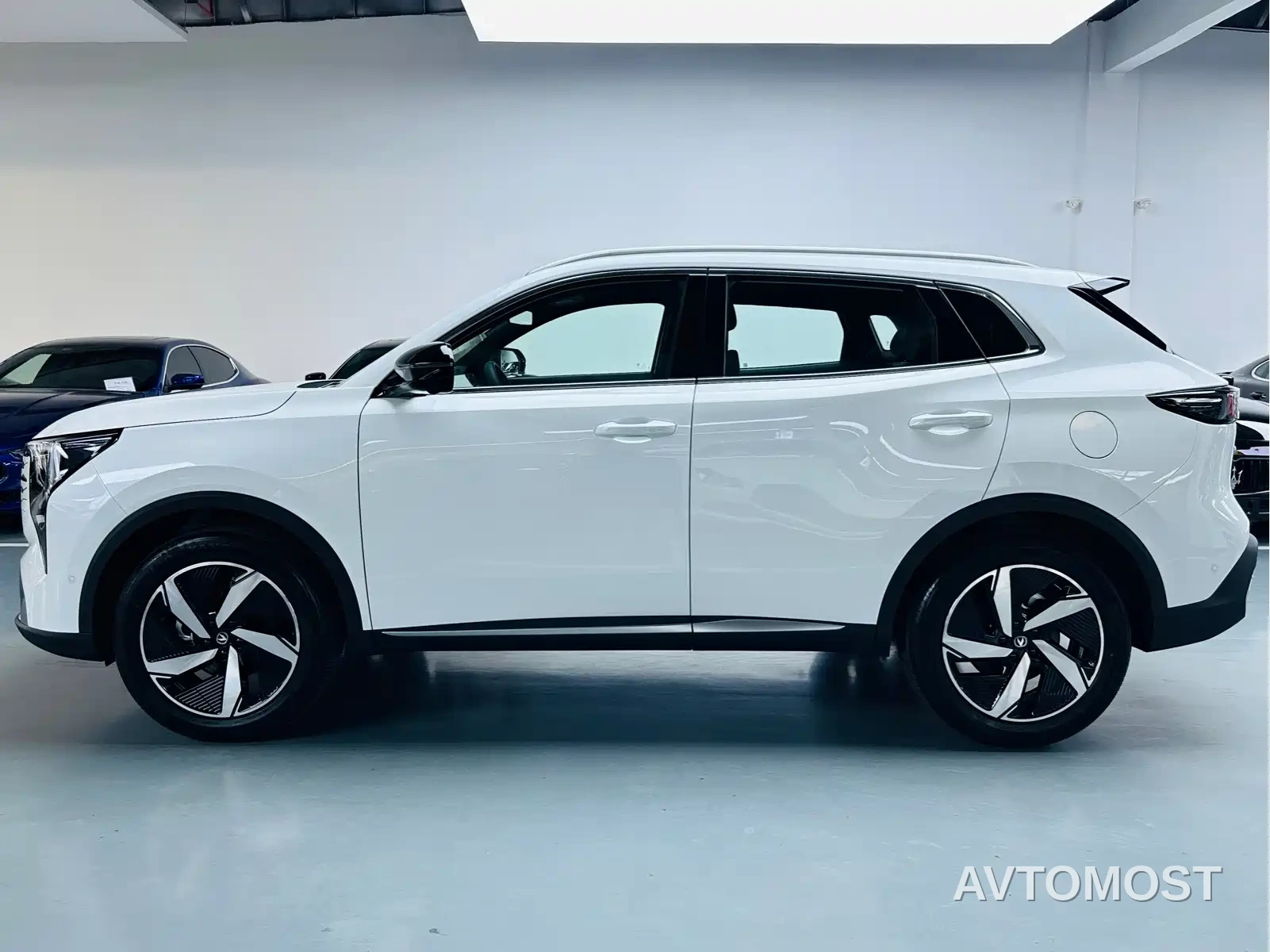 Changan CS55PLUS PHEV 2026 Smart New Blue Whale 125km Zhiyue Edition — фото 12