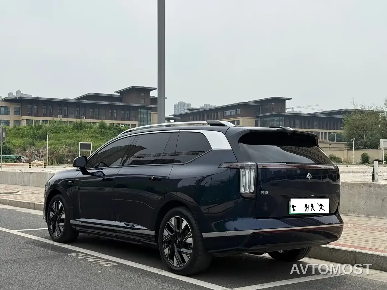 GAC Haobo Hyper HL 2025 Model Revised 350 Max 6-Seater Lidar Version — фото 8