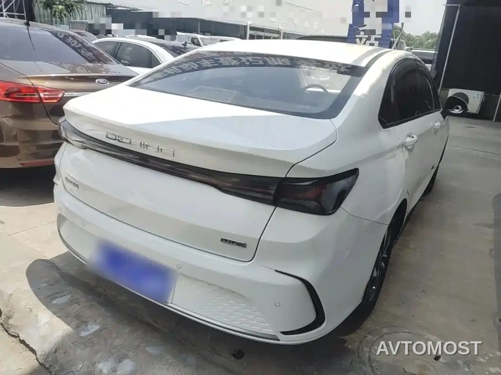 BAIC Beijing U5 PLUS 2021 1.5L Manual Luxury Edition — фото 6