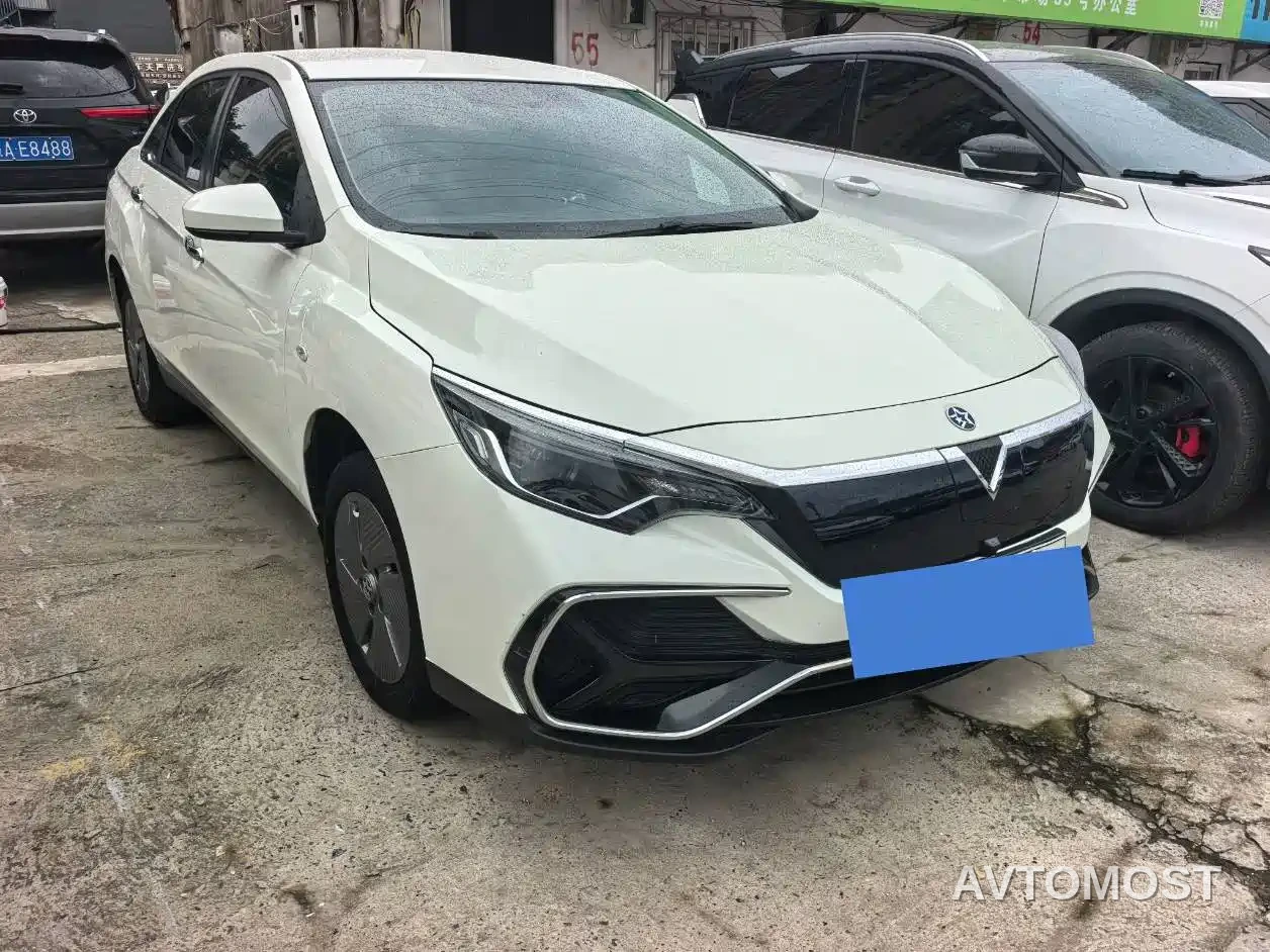 Venucia D60EV 2023 PLUS Comfort SI Type+ — фото 3