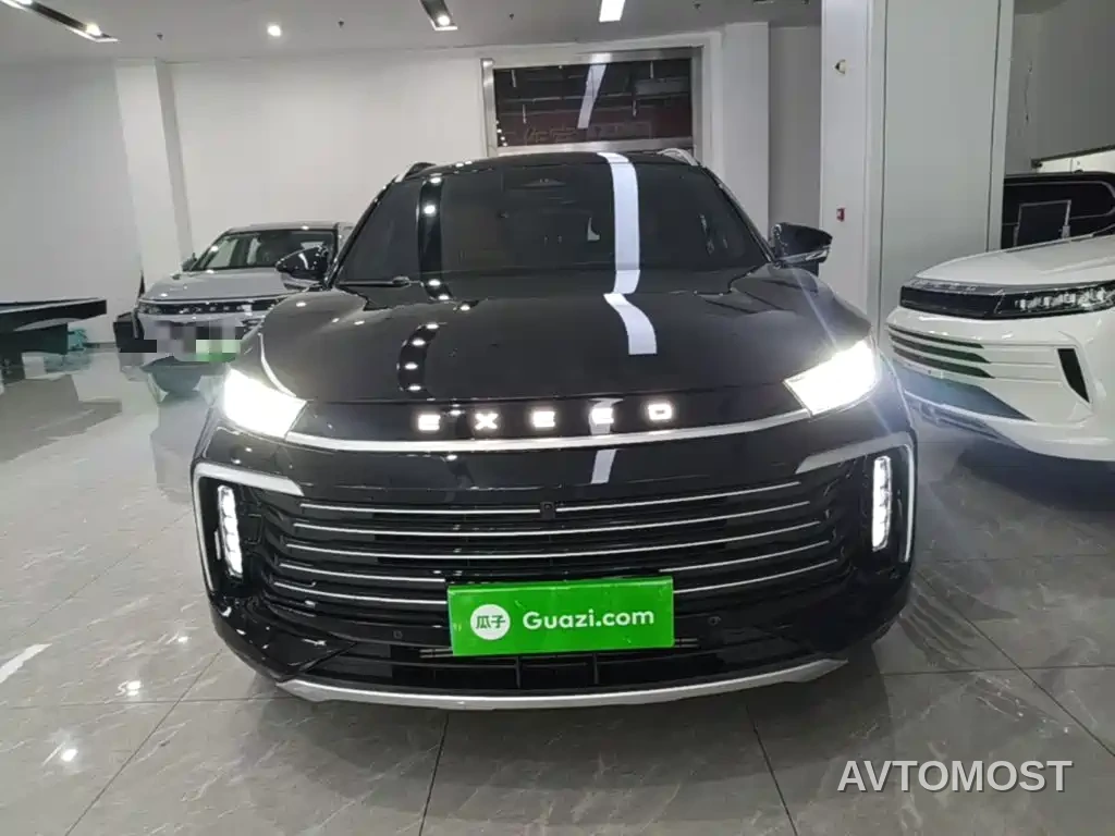 Exeed Lingyun 2025 400T AWD Star Premium Edition — фото 3