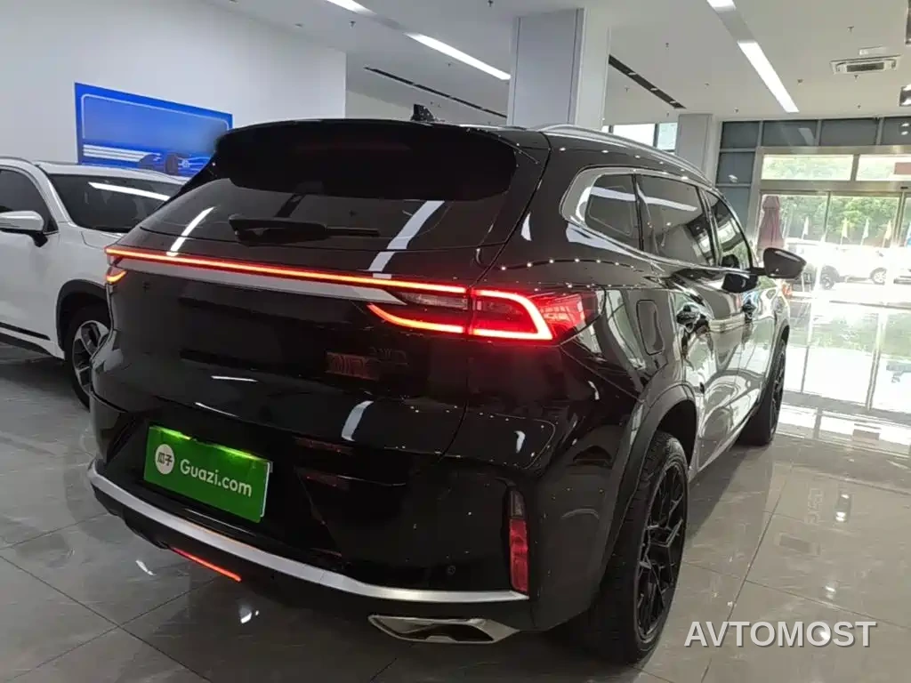 Exeed Lingyun 2025 400T AWD Star Premium Edition — фото 5