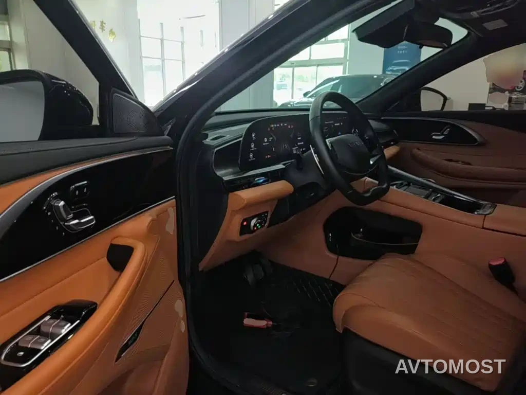 Exeed Lingyun 2025 400T AWD Star Premium Edition — фото 12