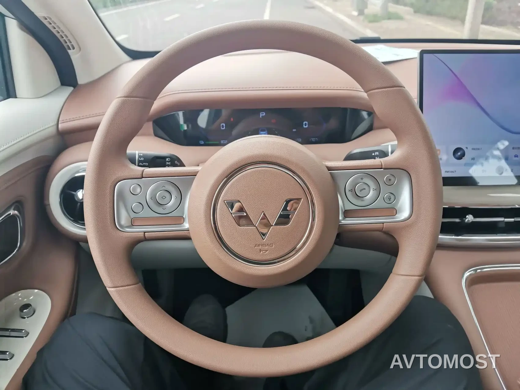 Wuling Motors Binguo Pro — фото 15