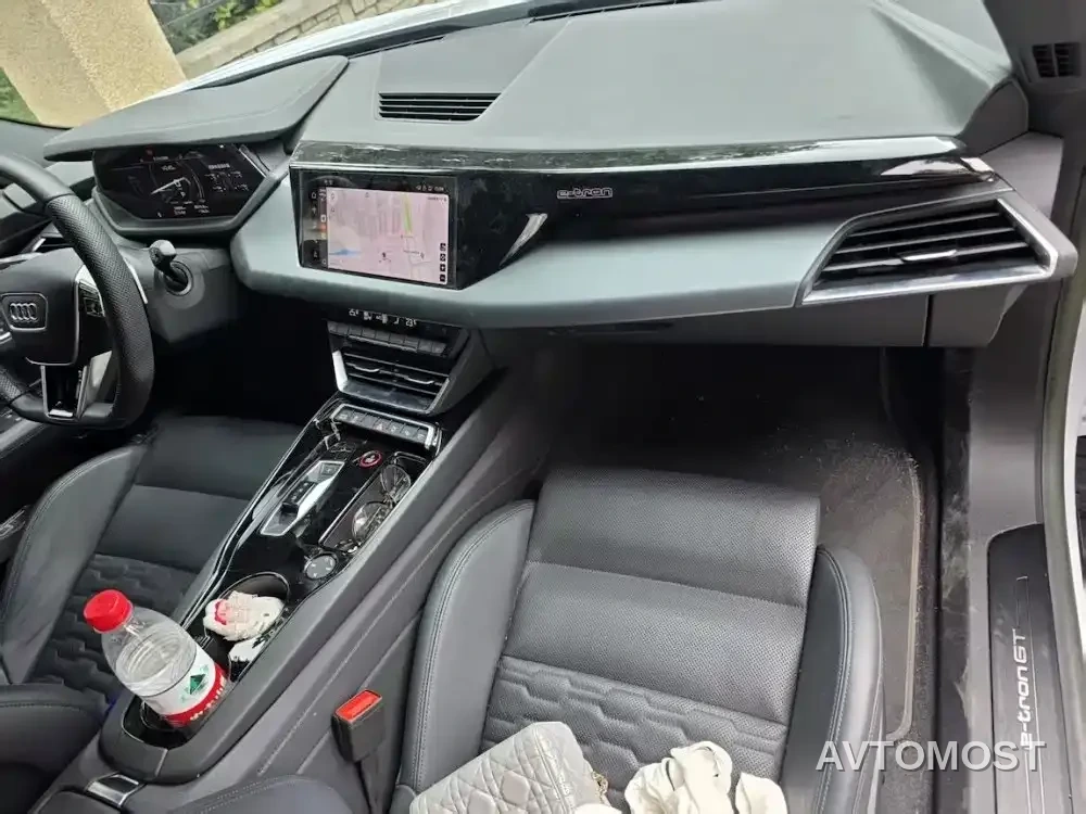 Audi e-tron GT 2023 Base Model — фото 9