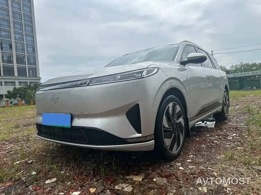 Dongfeng Yipai eπ008 2024 210Max Range Extender 6-Seater