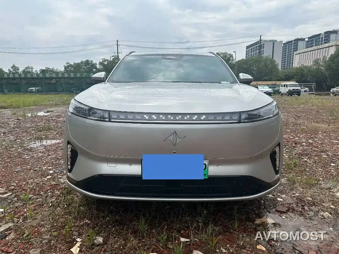 Dongfeng Yipai eπ008 2024 210Max Range Extender 6-Seater — фото 2