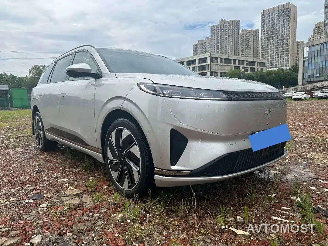 Dongfeng Yipai eπ008 2024 210Max Range Extender 6-Seater — фото 3