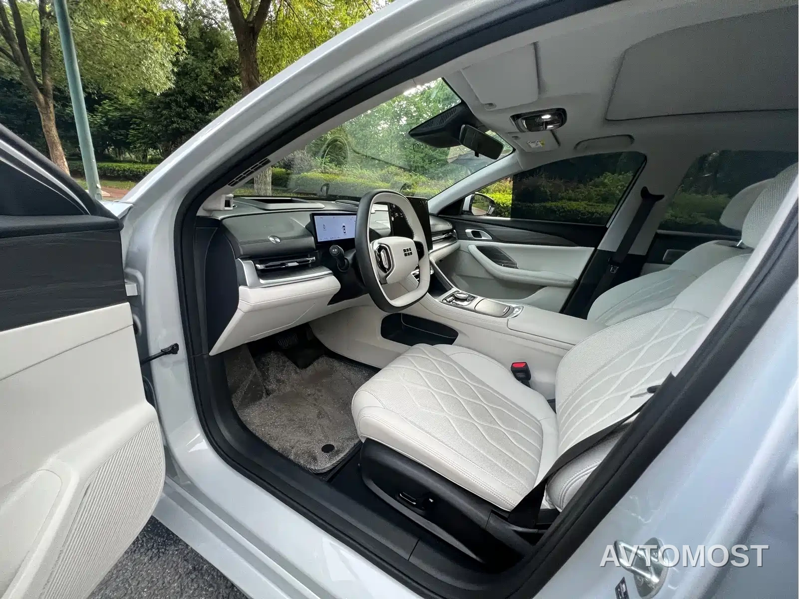 Geely Galaxy A7 2025 EM-i 150km Premium Edition — фото 9