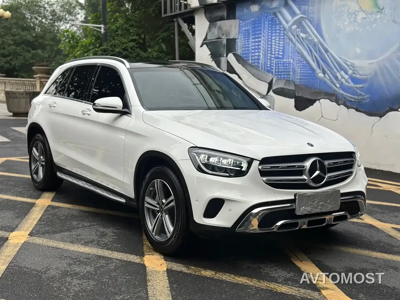 Mercedes-Benz GLC 2022 Model GLC 260 L 4MATIC Dynamic Edition — фото 3