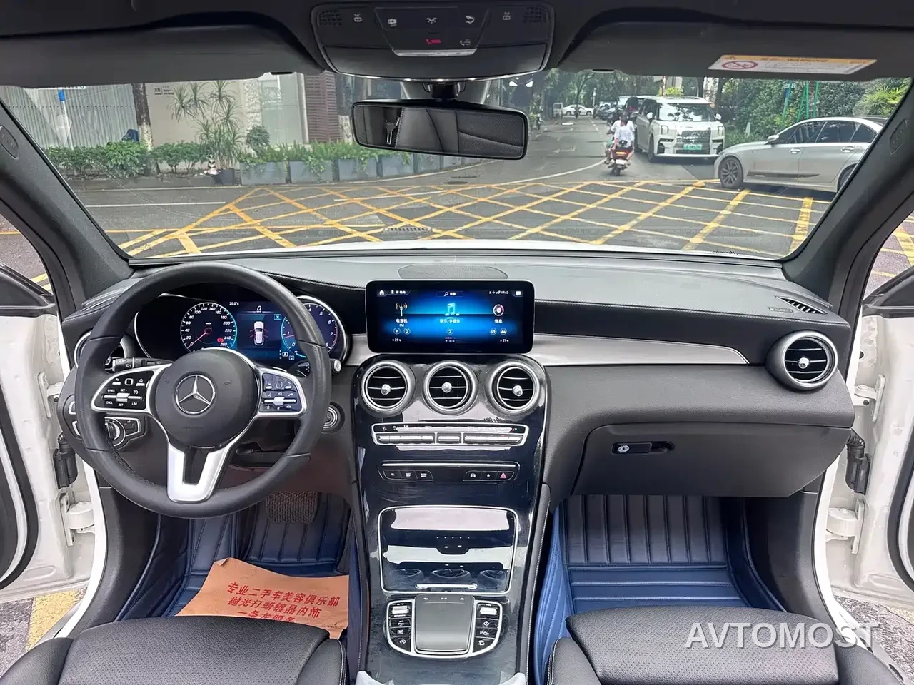 Mercedes-Benz GLC 2022 Model GLC 260 L 4MATIC Dynamic Edition — фото 11