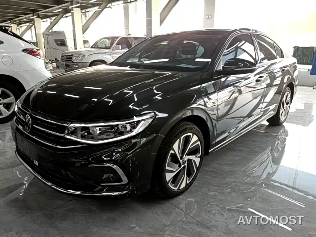 Volkswagen Bora 2023 280TSI DSG Prestige Edition — фото 2