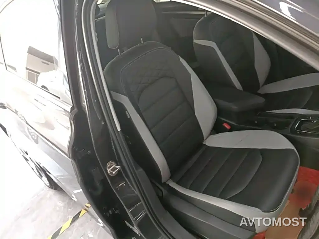 Volkswagen Bora 2023 280TSI DSG Prestige Edition — фото 25