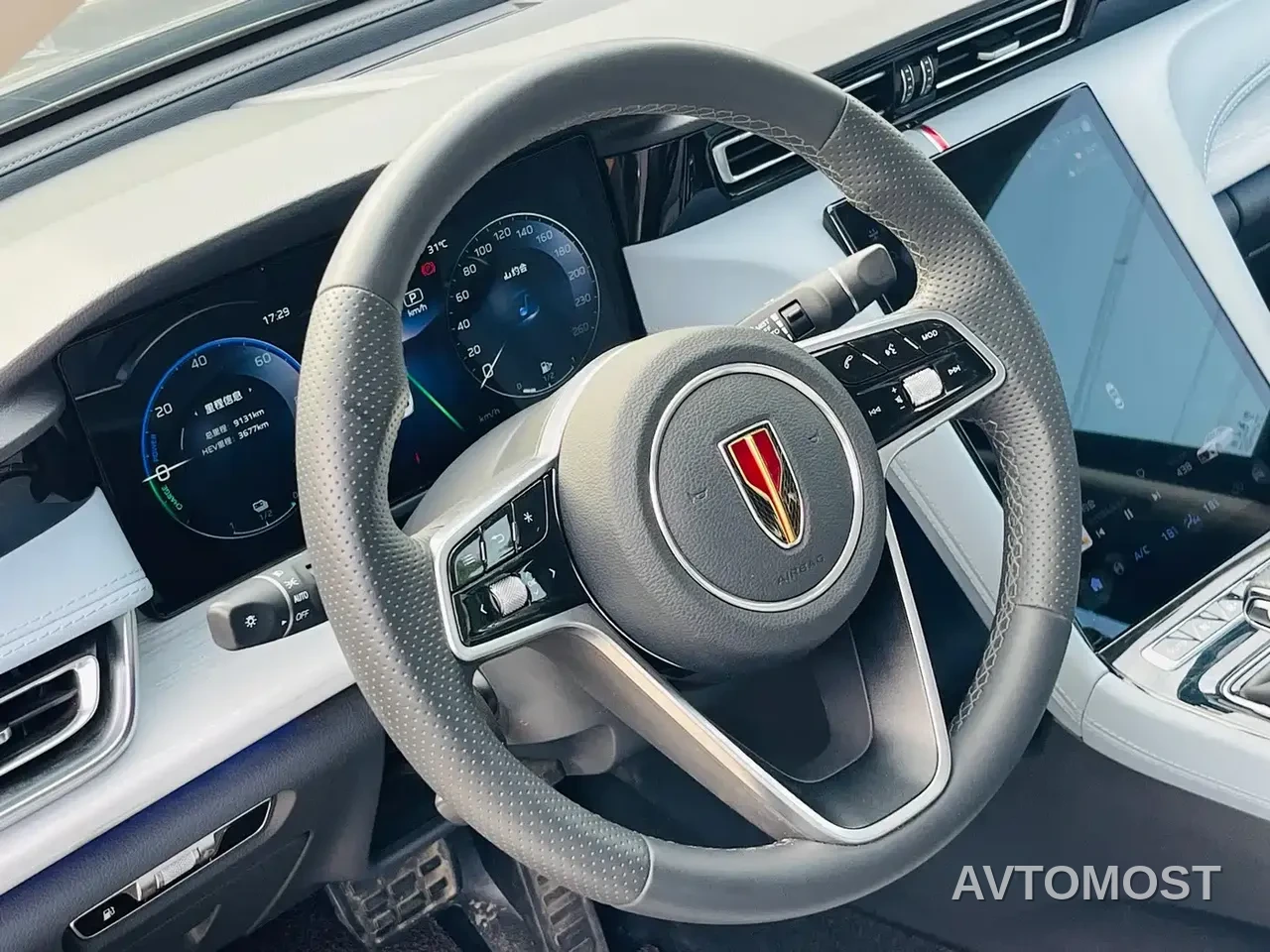 Hongqi H5 PHEV 2025 170 Super Hybrid Edition — фото 10