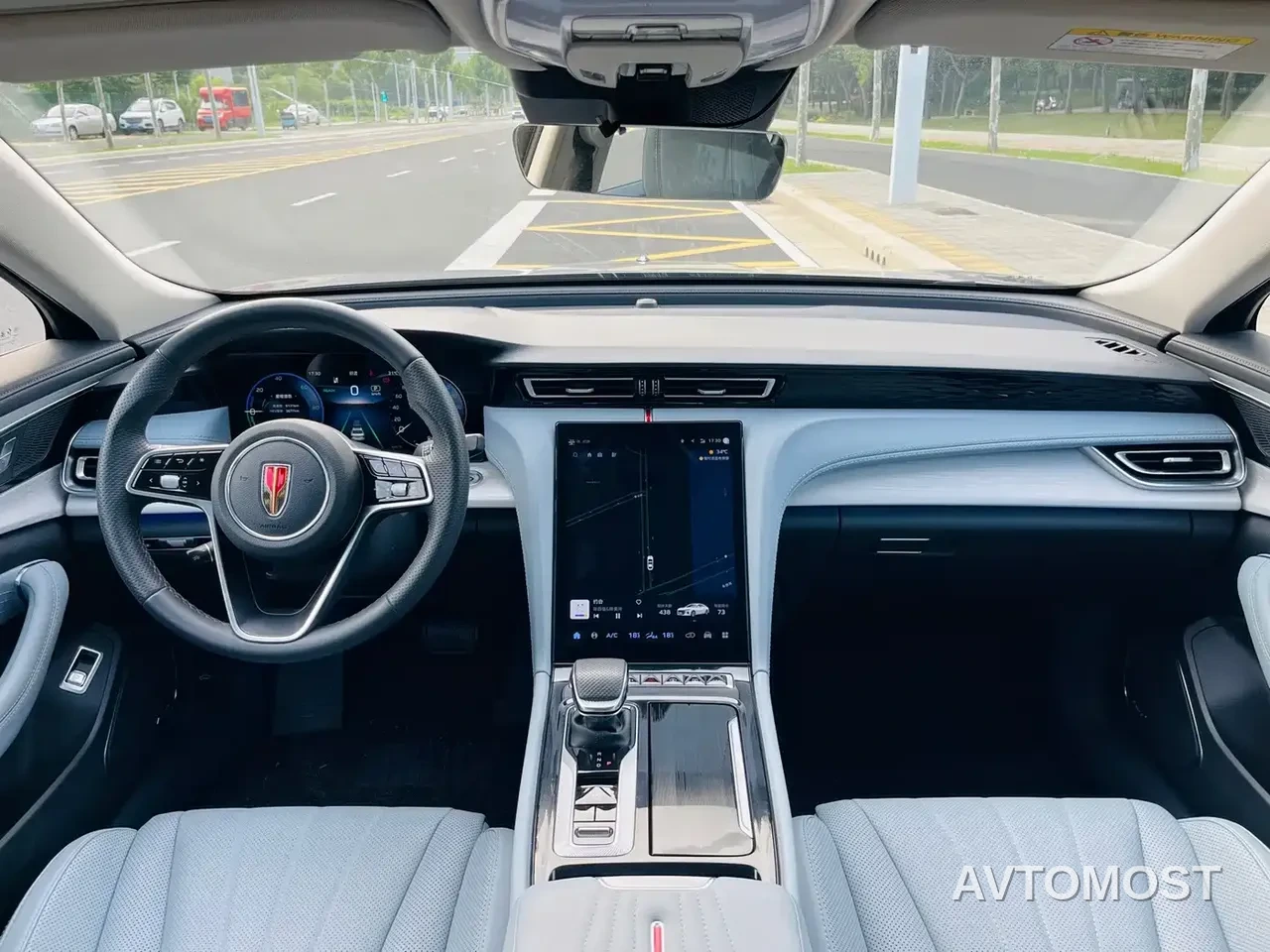 Hongqi H5 PHEV 2025 170 Super Hybrid Edition — фото 12