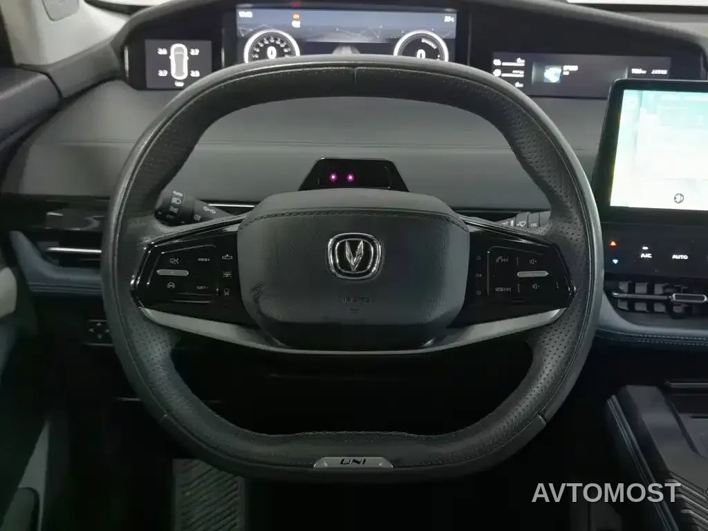 Changan UNI-K iDD 2022 Blue Whale iDD 130km 1.5T Premium — фото 10