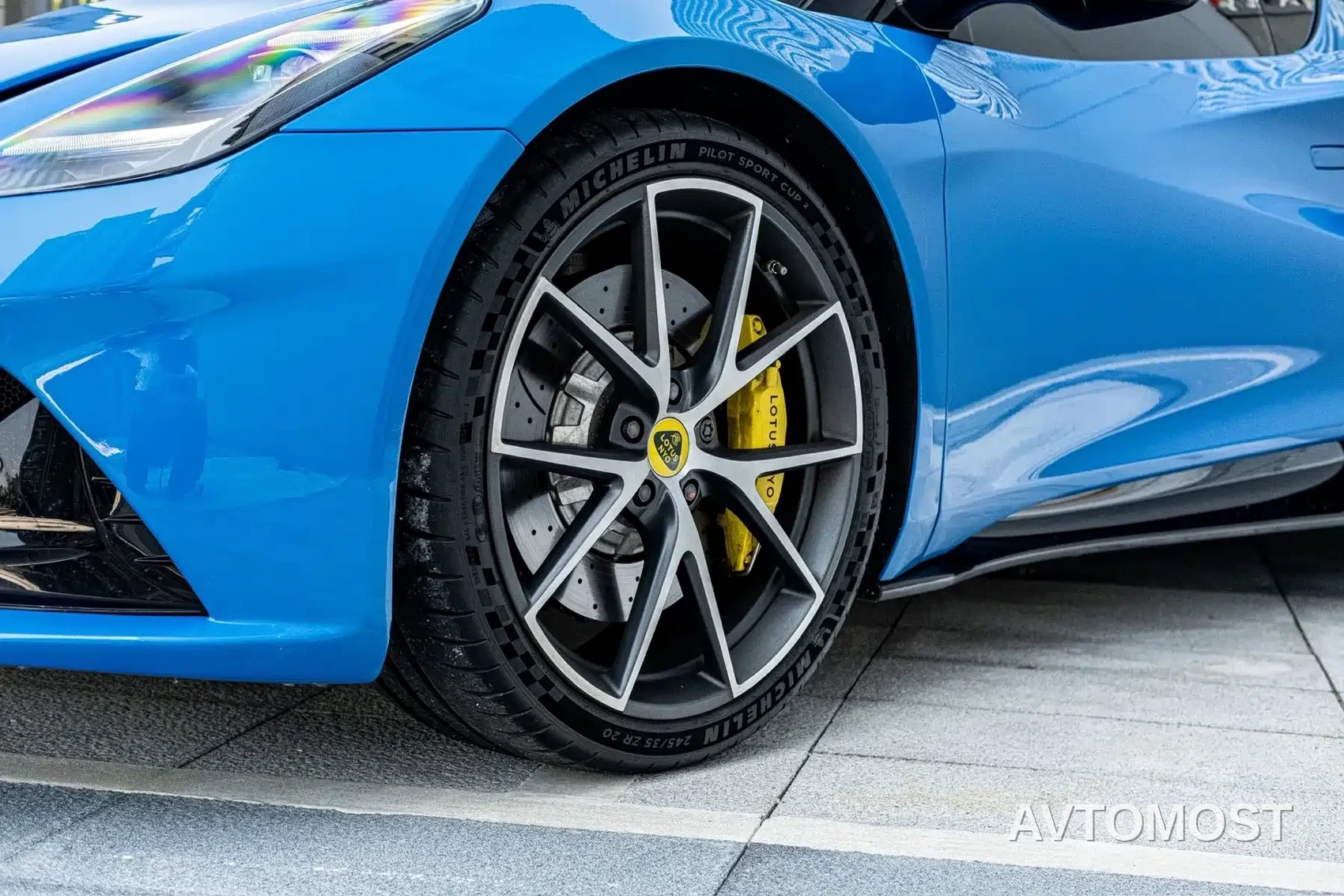 Lotus Cars EMIRA 2022 3.5T V6 Manual First Edition — фото 5
