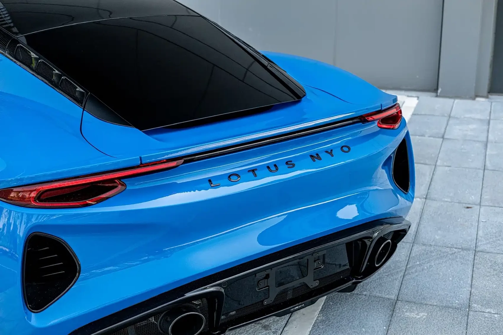 Lotus Cars EMIRA 2022 3.5T V6 Manual First Edition — фото 7