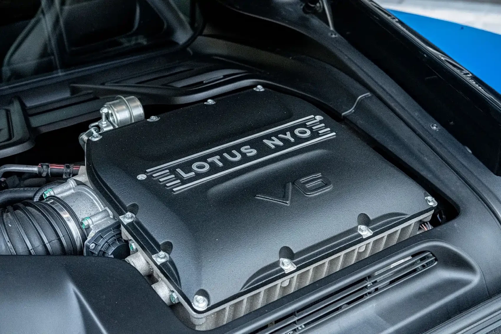 Lotus Cars EMIRA 2022 3.5T V6 Manual First Edition — фото 8