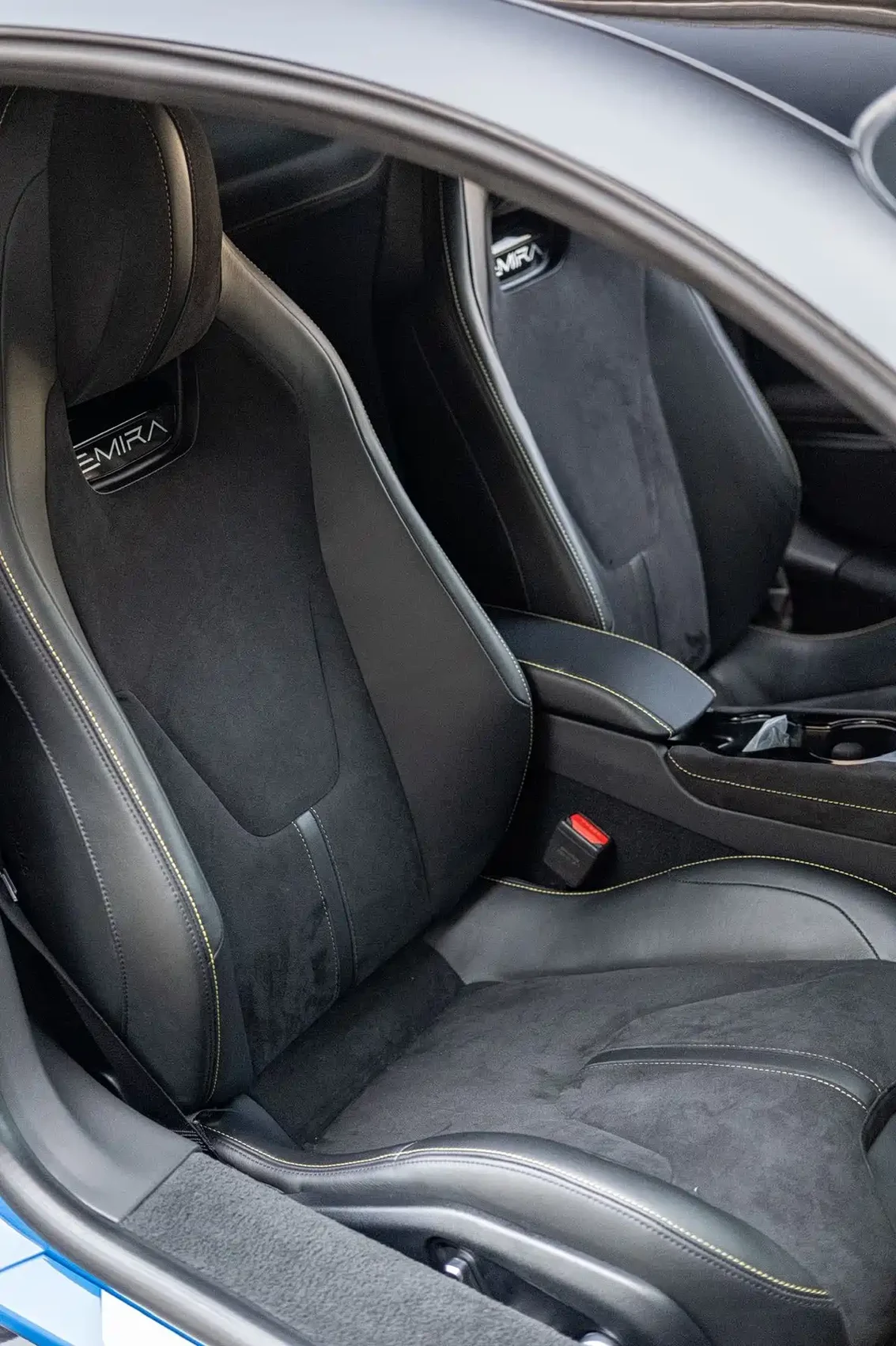 Lotus Cars EMIRA 2022 3.5T V6 Manual First Edition — фото 11