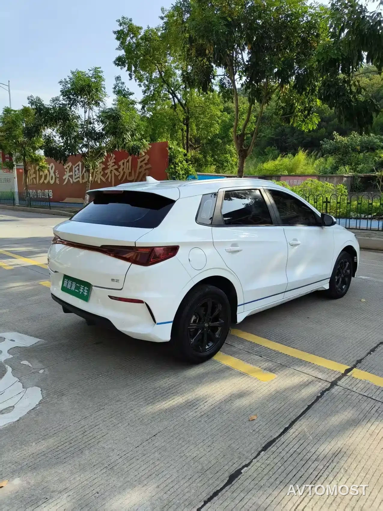 BYD e2 2021 Comfort Model — фото 11