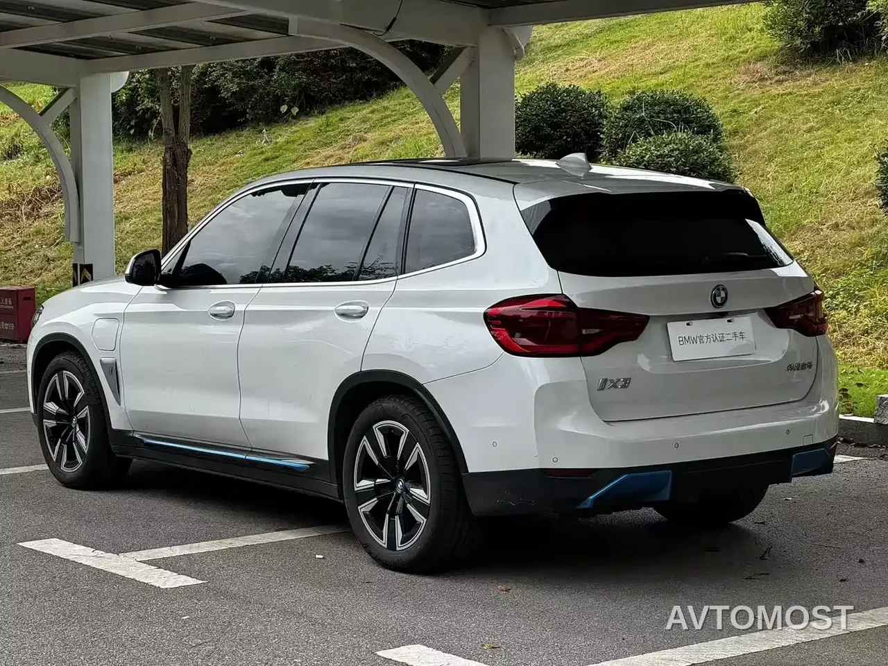 BMW iX3 2021 Leading — фото 3