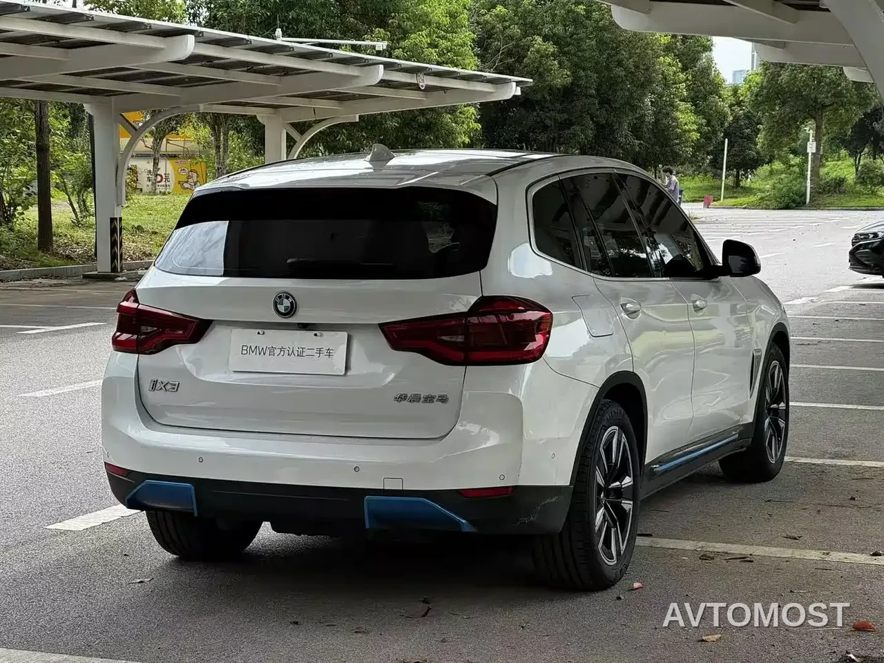 BMW iX3 2021 Leading — фото 11