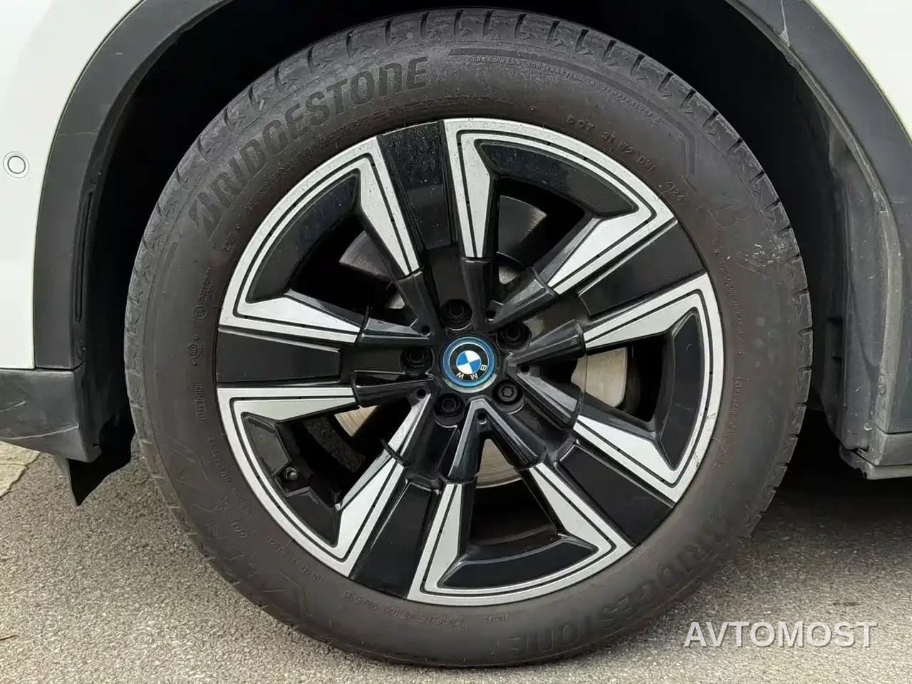 BMW iX3 2021 Leading — фото 17