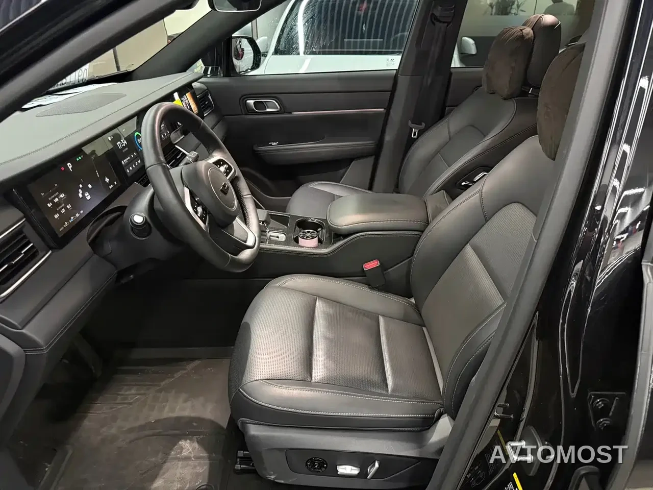 Li ONE 2021 Extended Range 6-Seater — фото 6