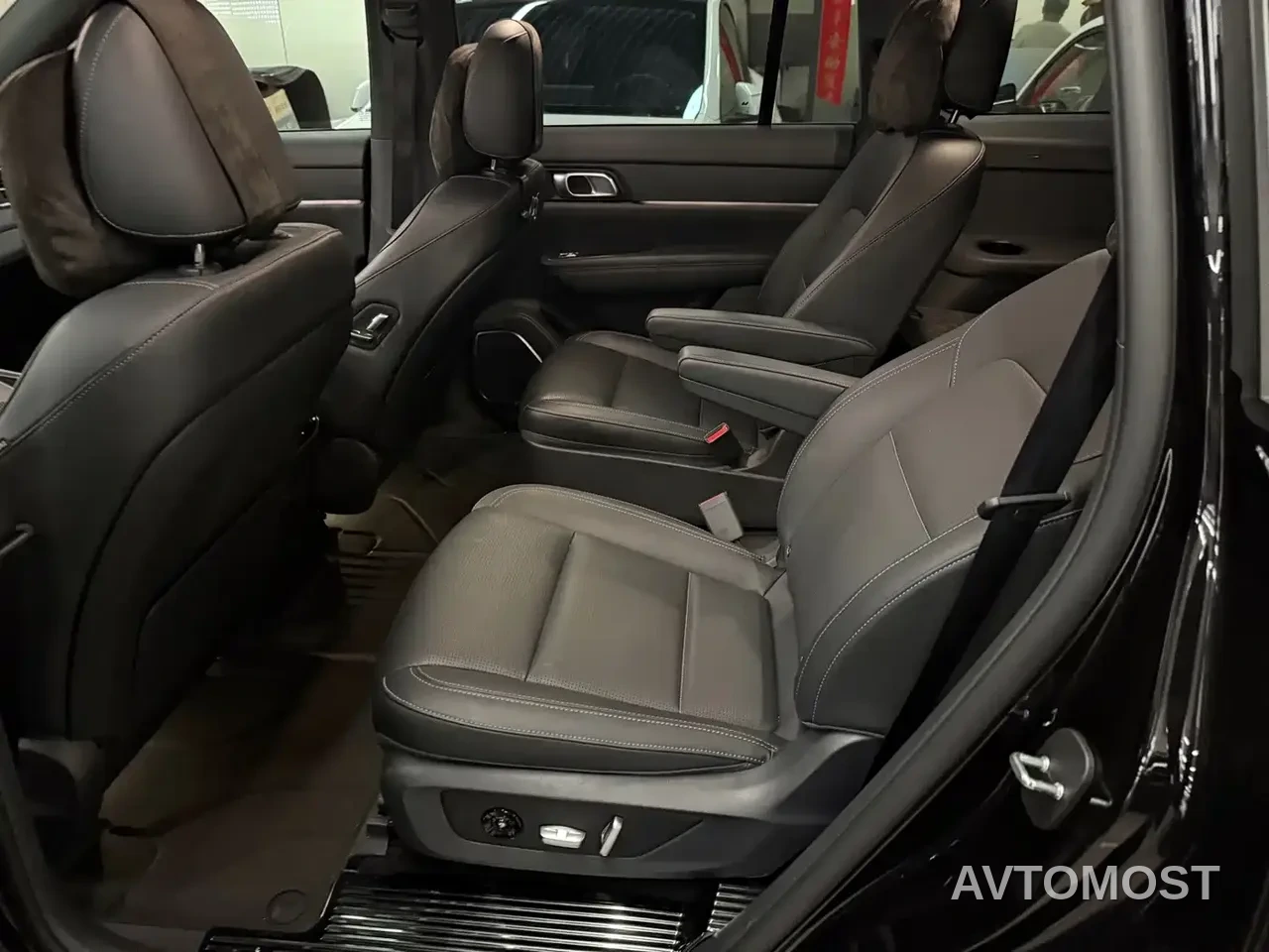 Li ONE 2021 Extended Range 6-Seater — фото 7