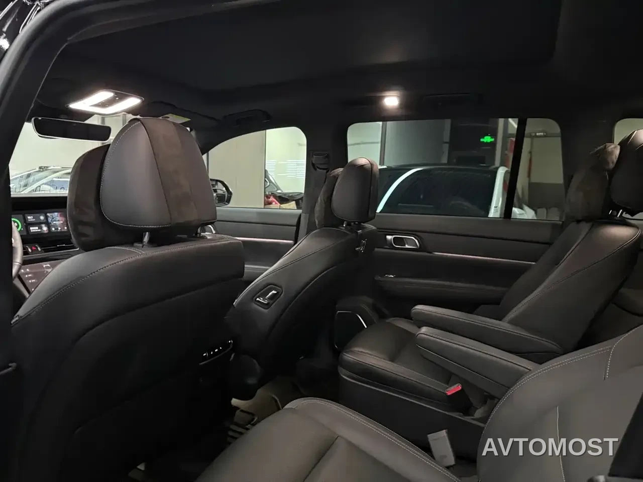 Li ONE 2021 Extended Range 6-Seater — фото 8