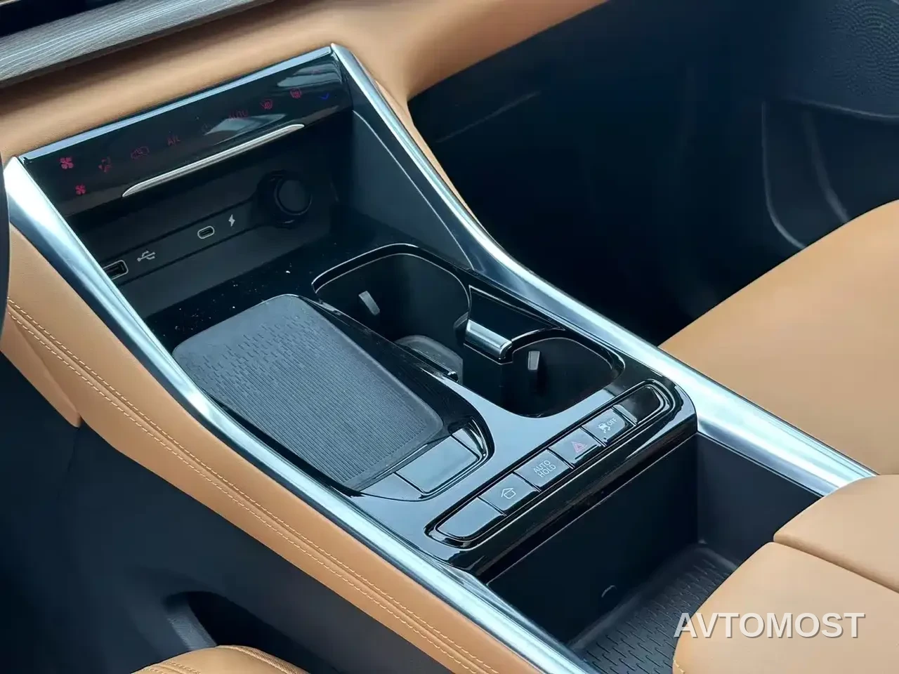 SAIC Maxus G50 PHEV 2025 Pilot Edition — фото 20