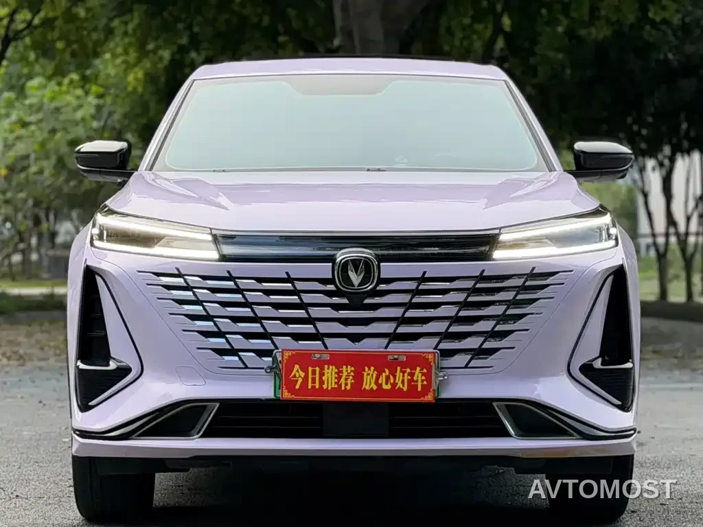 Changan CS75 PLUS iDD 2023 Smart Electric iDD Intelligent Leader Model — фото 2