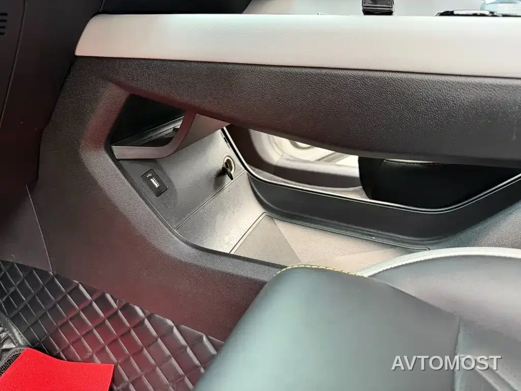 Changan CS75 PLUS iDD 2023 Smart Electric iDD Intelligent Leader Model — фото 18