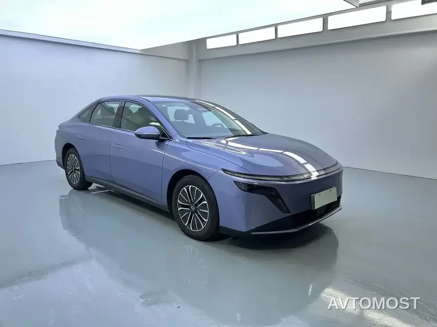 Nissan N6 2025 Mid Configuration
