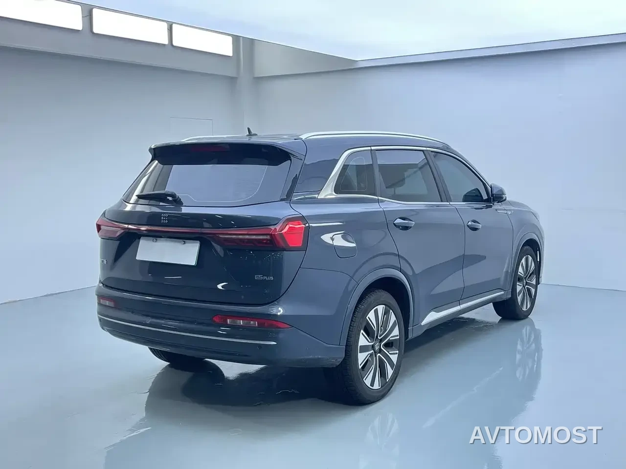 Landian E5 PLUS 2025 Model 165km Long Range PLUS 5-seater — фото 17