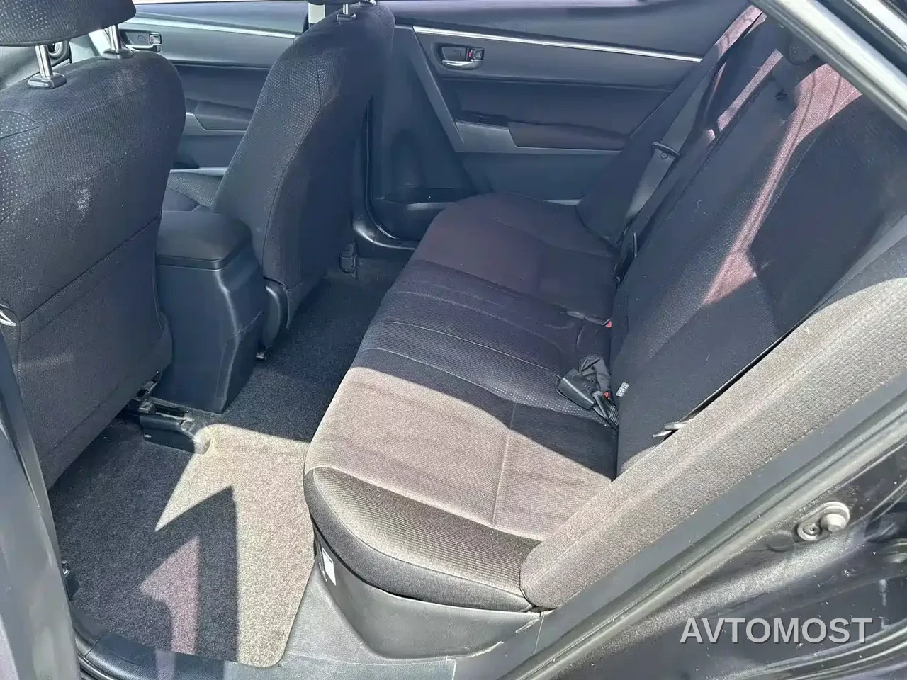 Toyota Levin Twin Engine E+ 2019 1.8PH GS E-CVT Elite Edition — фото 5
