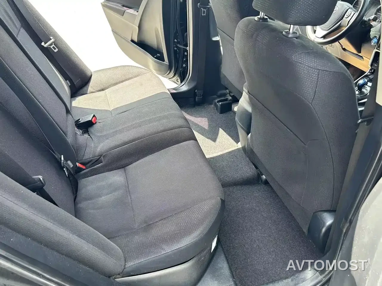 Toyota Levin Twin Engine E+ 2019 1.8PH GS E-CVT Elite Edition — фото 6