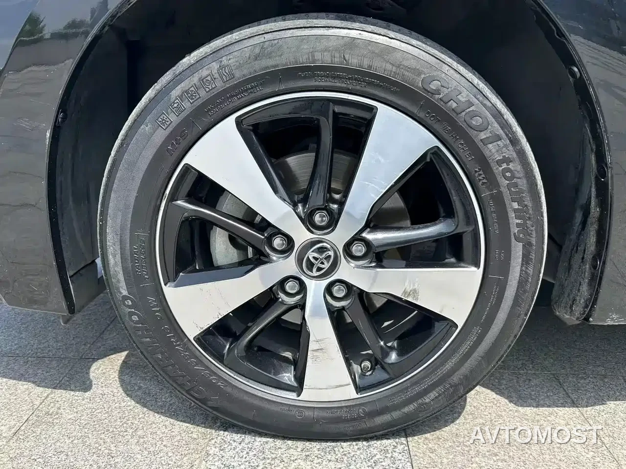 Toyota Levin Twin Engine E+ 2019 1.8PH GS E-CVT Elite Edition — фото 14