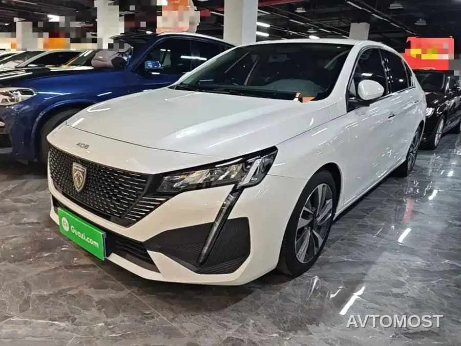 Peugeot 408 2022 1.6T Light Chaser Edition