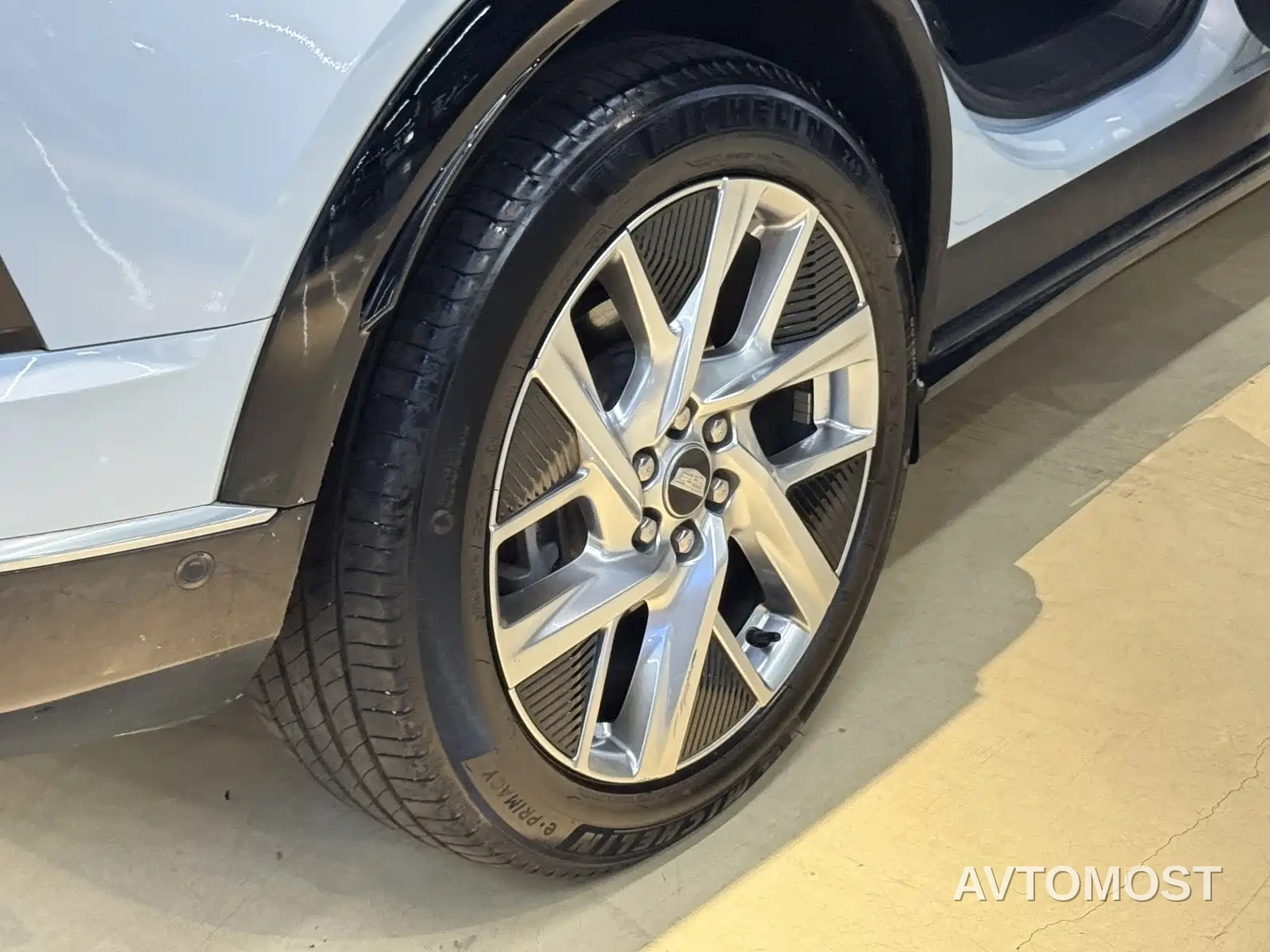 Cadillac IQ Ao Ge 2024 Standard Range — фото 25