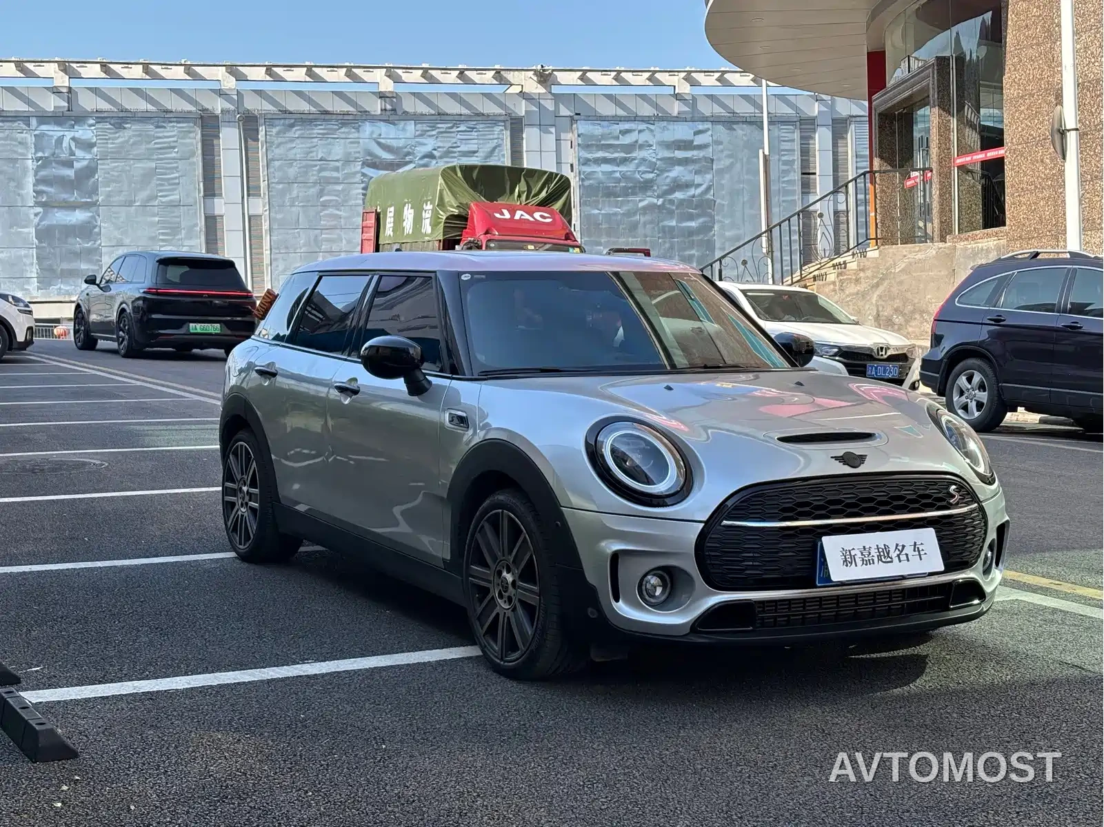 MINI CLUBMAN 2023 Facelift 2.0T COOPER S Connoisseur — фото 3