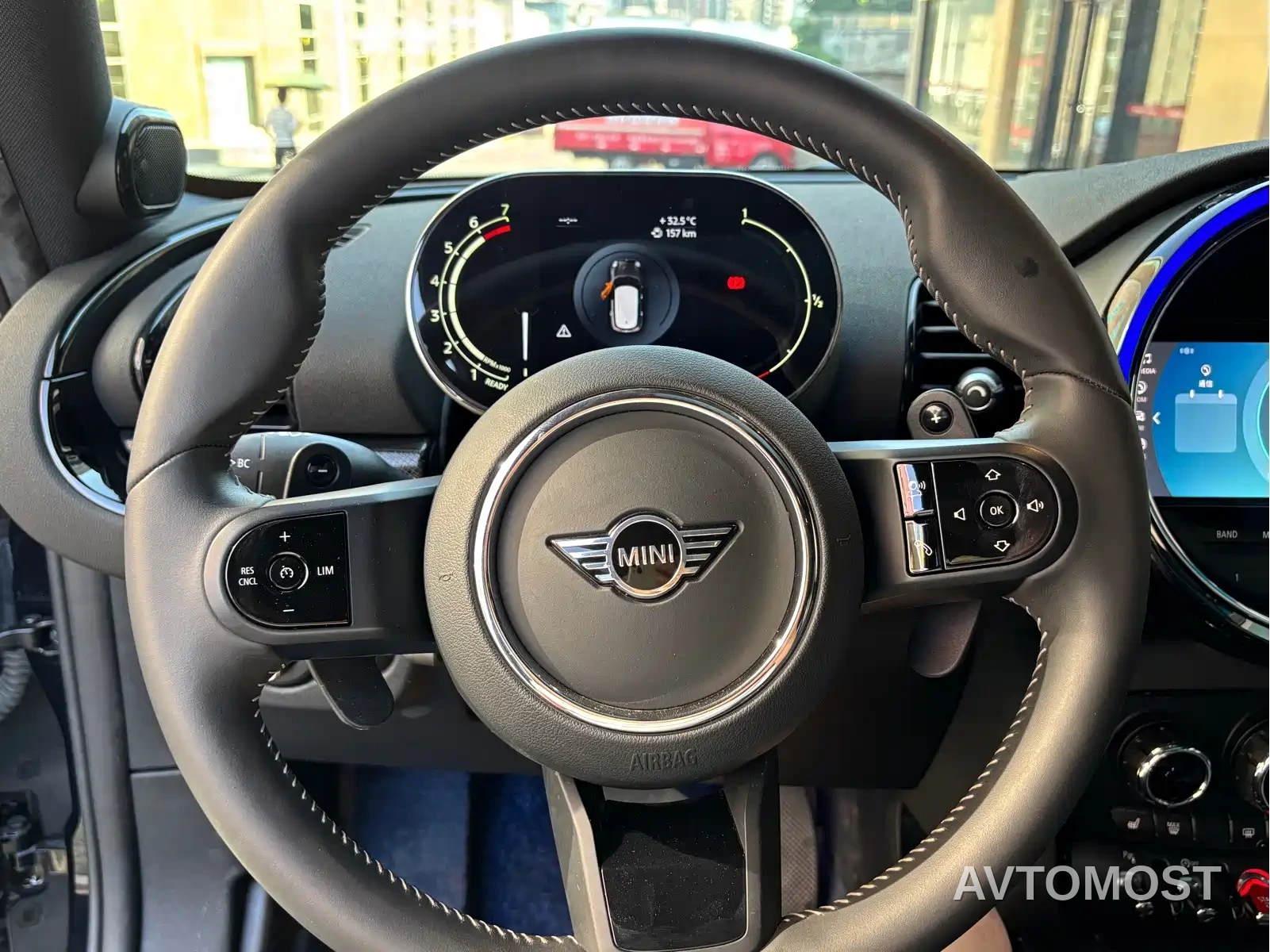MINI CLUBMAN 2023 Facelift 2.0T COOPER S Connoisseur — фото 9