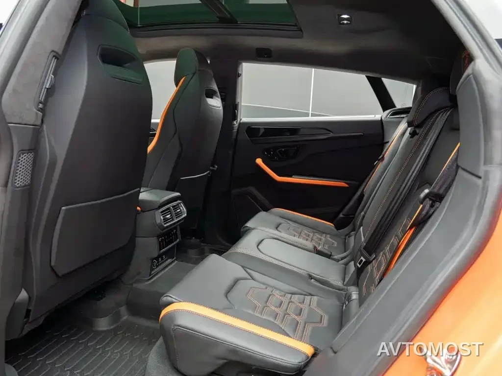 Lamborghini Urus SE 2025 4.0T Standard Edition — фото 13