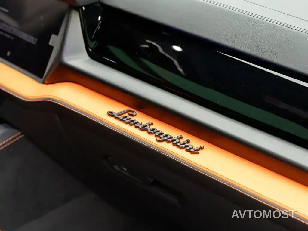 Lamborghini Urus SE 2025 4.0T Standard Edition — фото 20