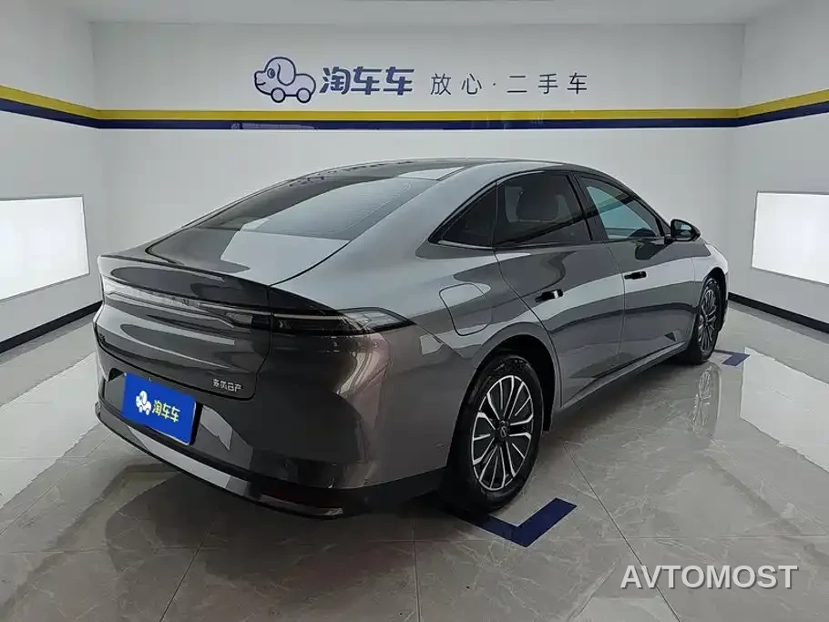Nissan N6 2025 Mid Configuration — фото 3