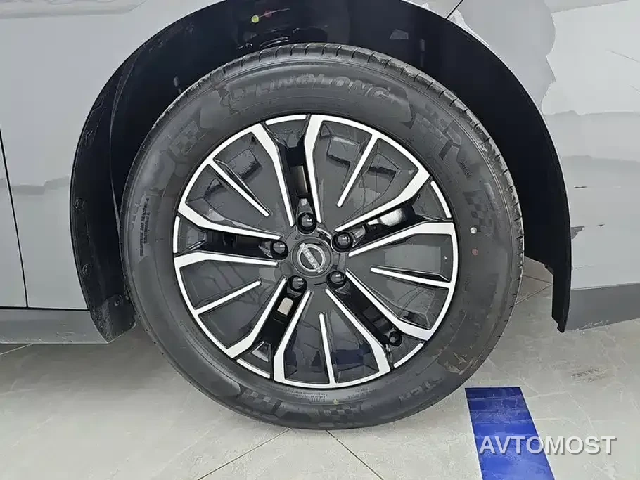 Nissan N6 2025 Mid Configuration — фото 6