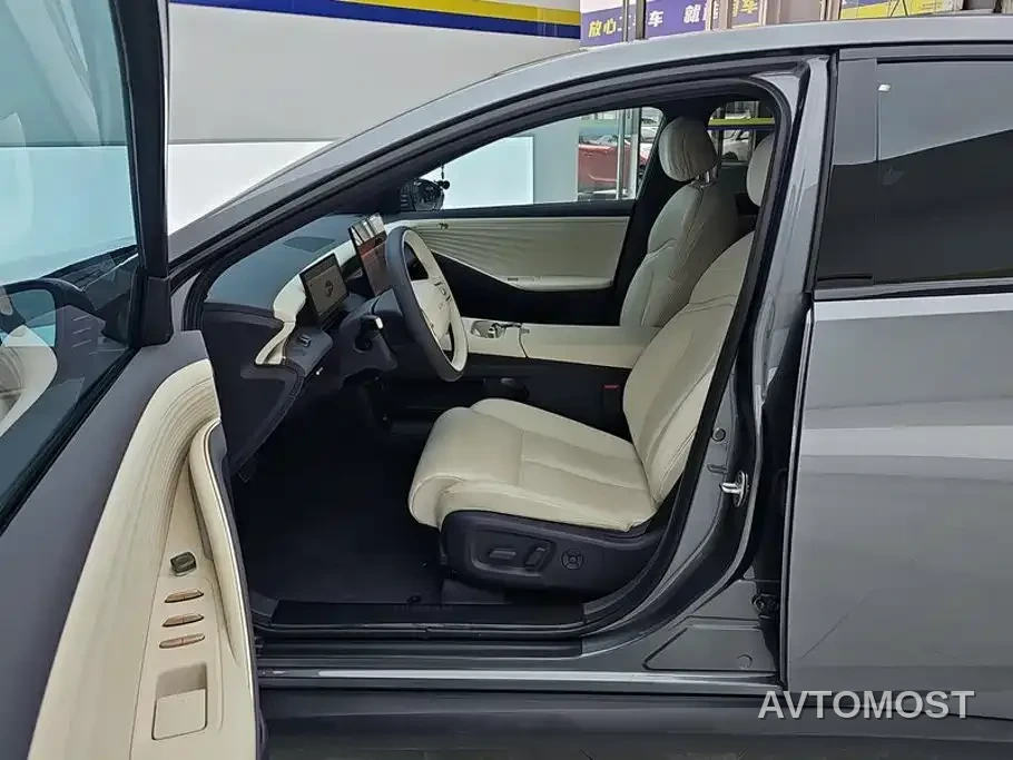 Nissan N6 2025 Mid Configuration — фото 9
