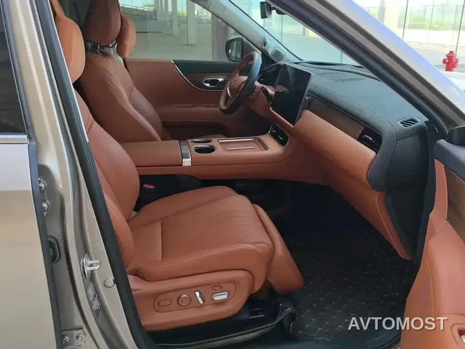 GAC Trumpchi Vision S9 2025 1.5T Hybrid Premium — фото 8