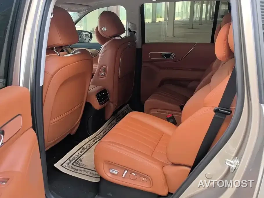 GAC Trumpchi Vision S9 2025 1.5T Hybrid Premium — фото 11